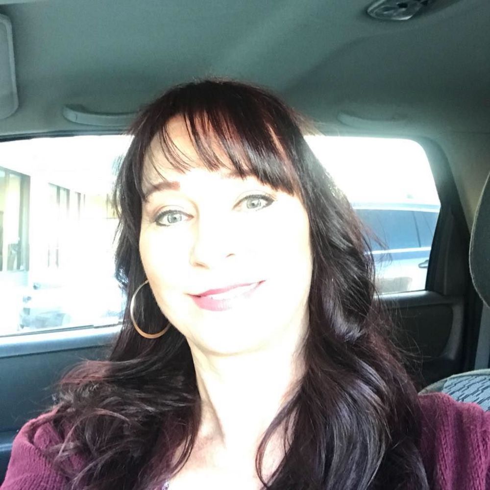 Meet your Posher, Delondra